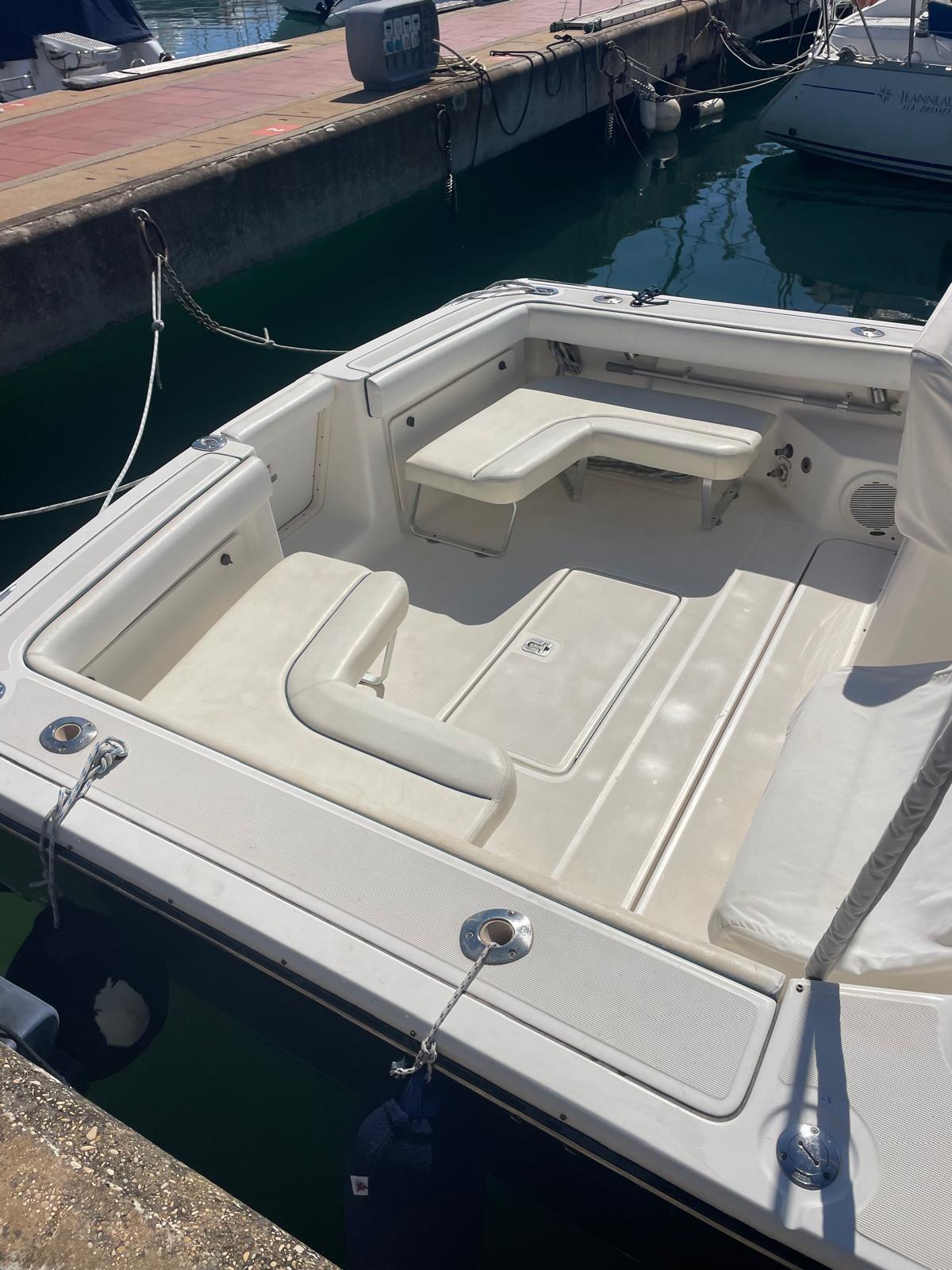 tiara yachts 2900 coronet