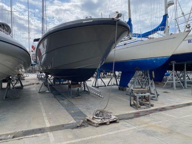 domina yachts 42 walkaround