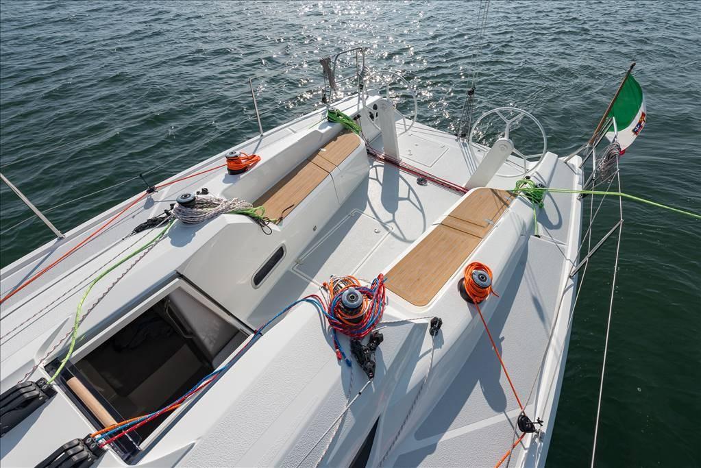 italia yachts Italia 9.98