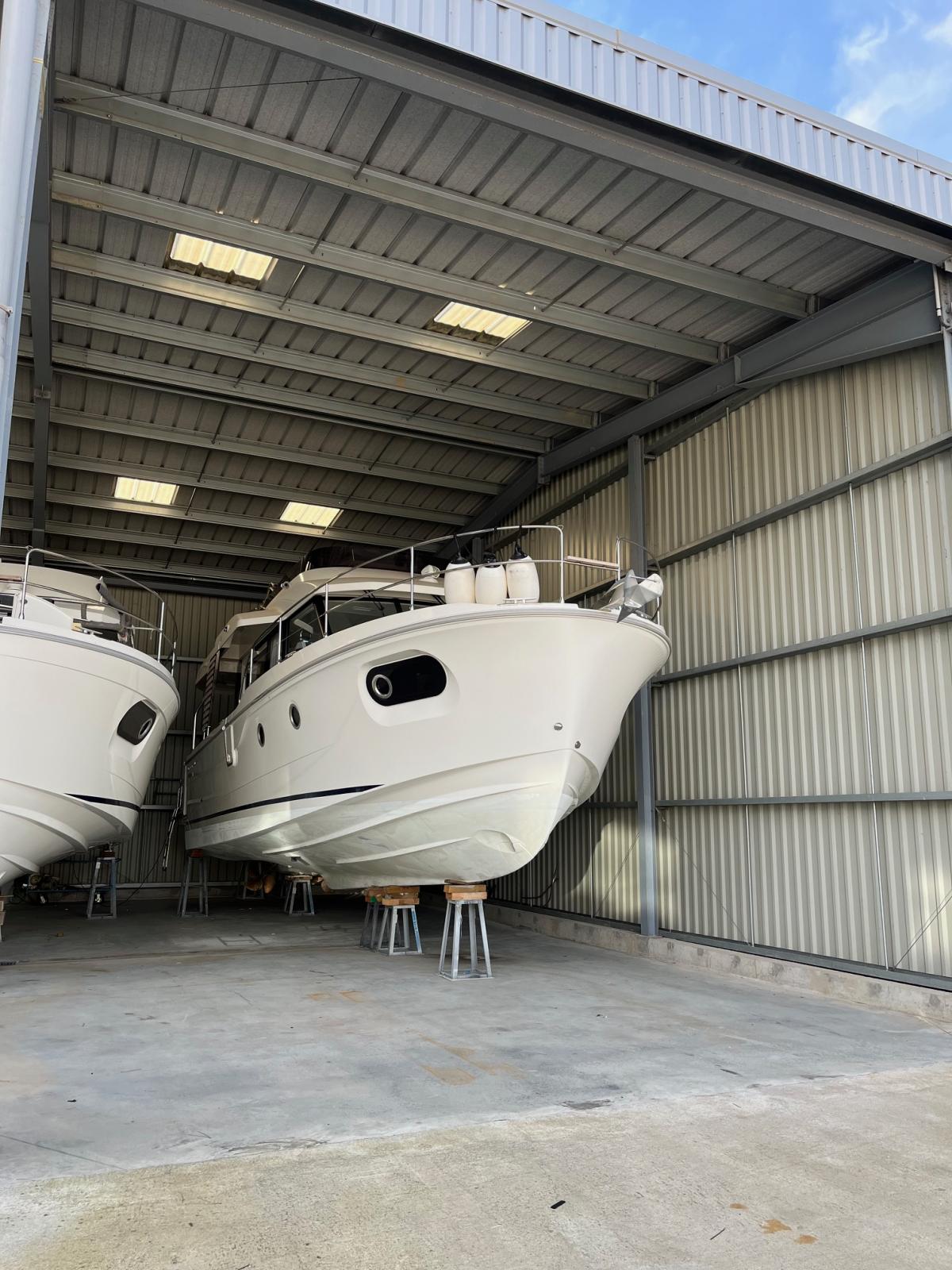 beneteau Swift trawler 41 fly