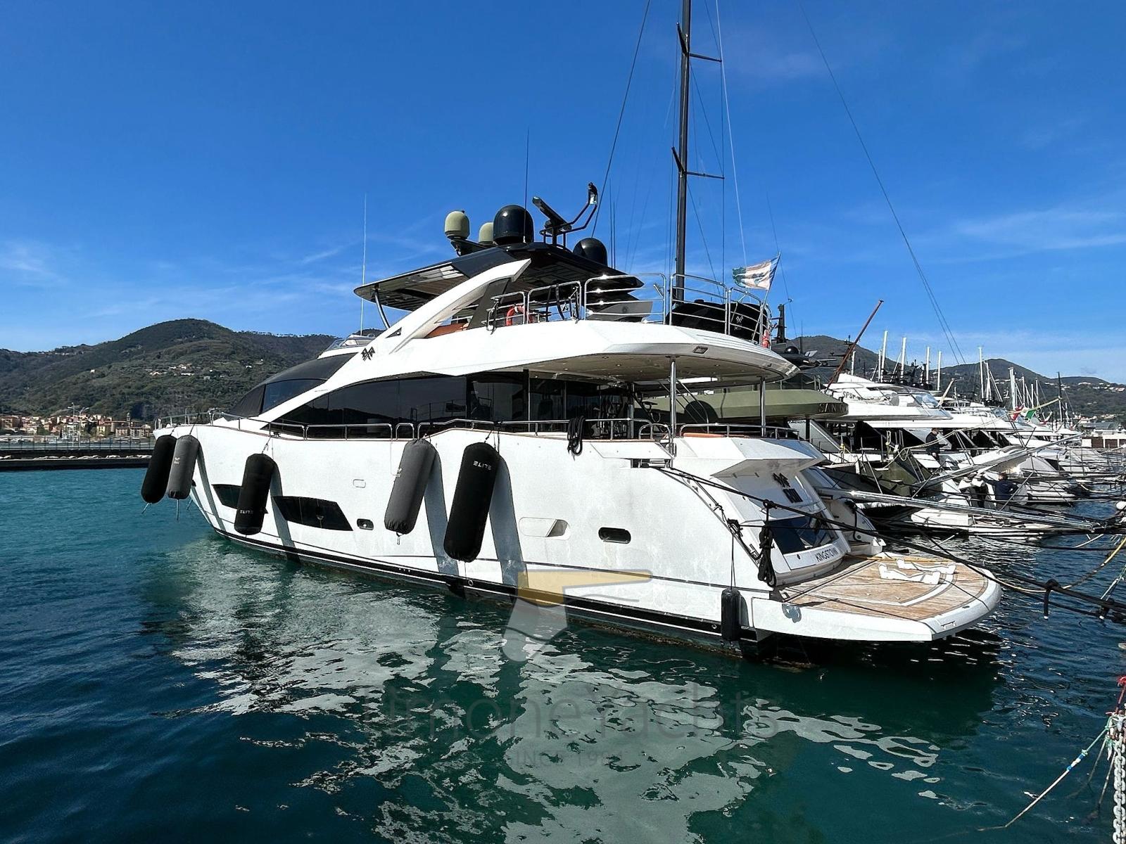 sunseeker 28m yacht