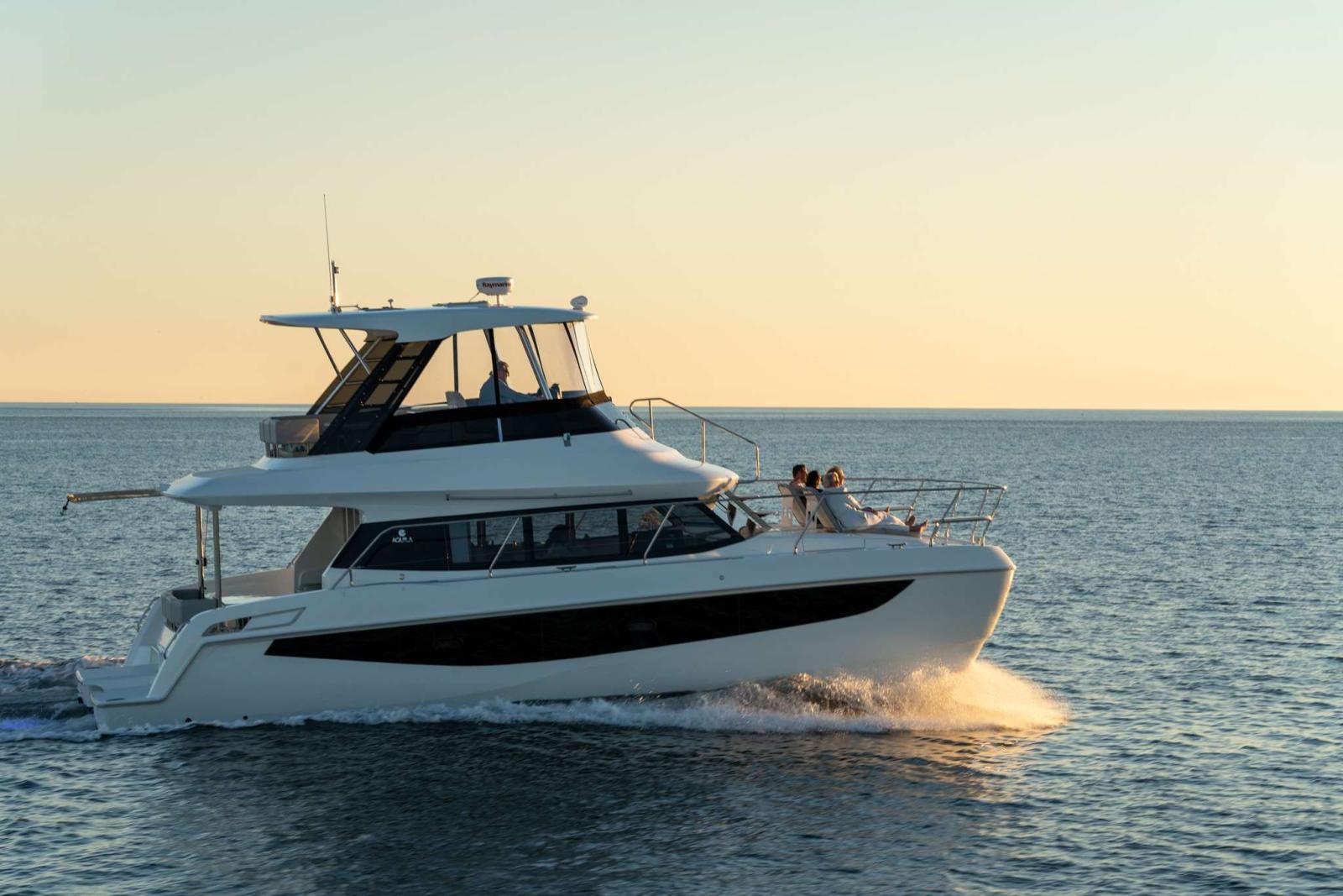 aquila 42 yacht