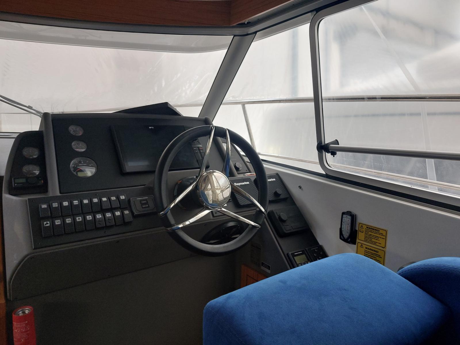 saga boats 390 ht