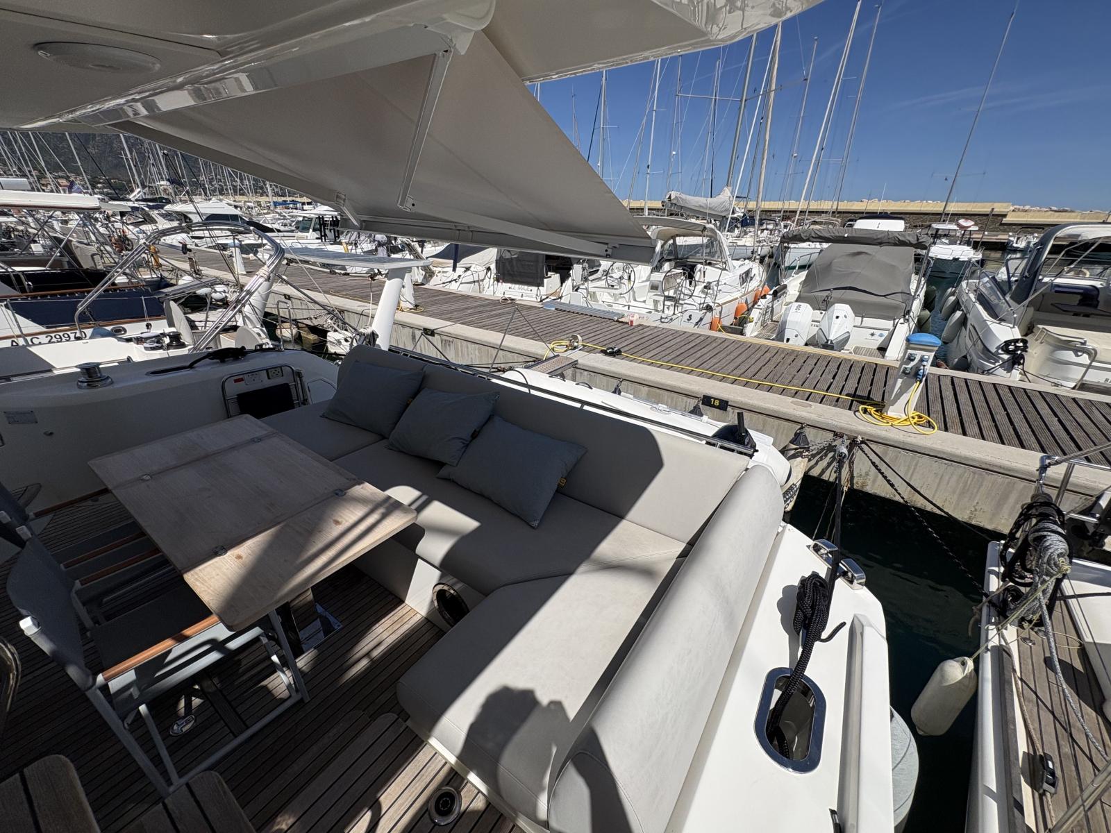 jeanneau Prestige 520 fly