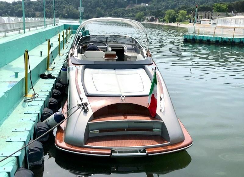 riva 33 aquariva