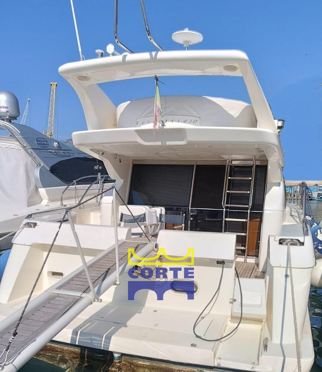 ferretti yachts 430