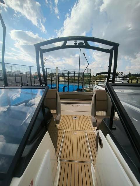 quicksilver Bowrider 605