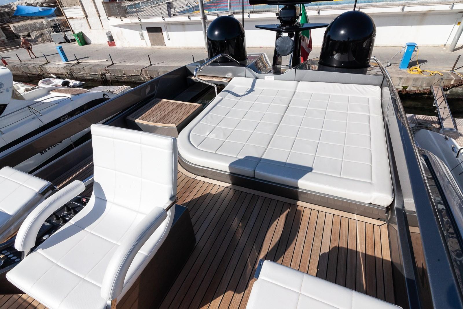 pershing Pershing 82