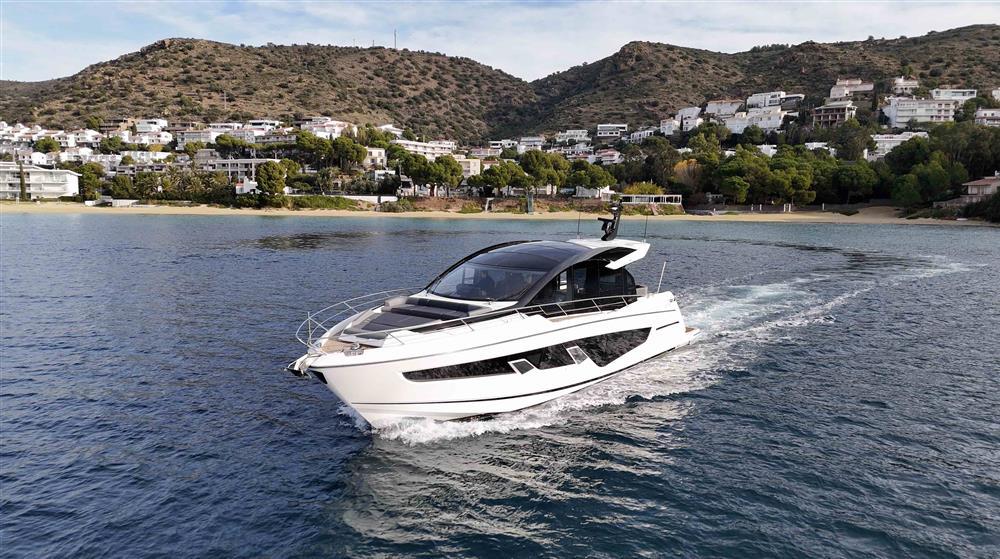 sunseeker Predator 65