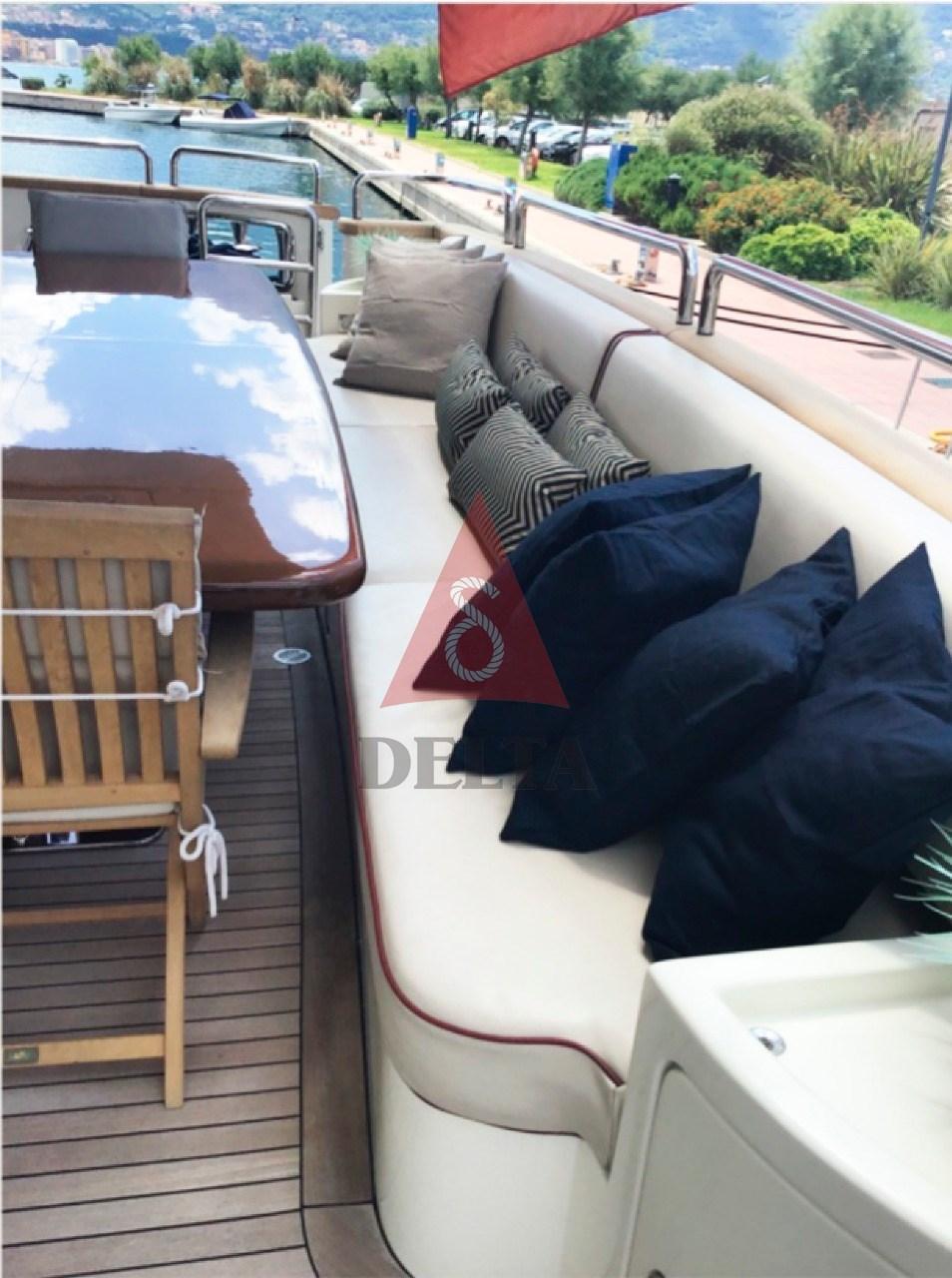 azimut 116