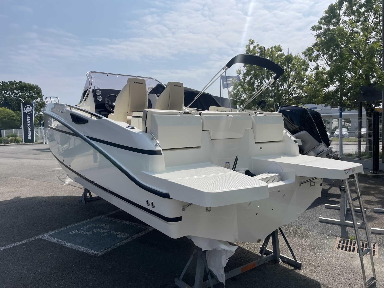 quicksilver 805 open