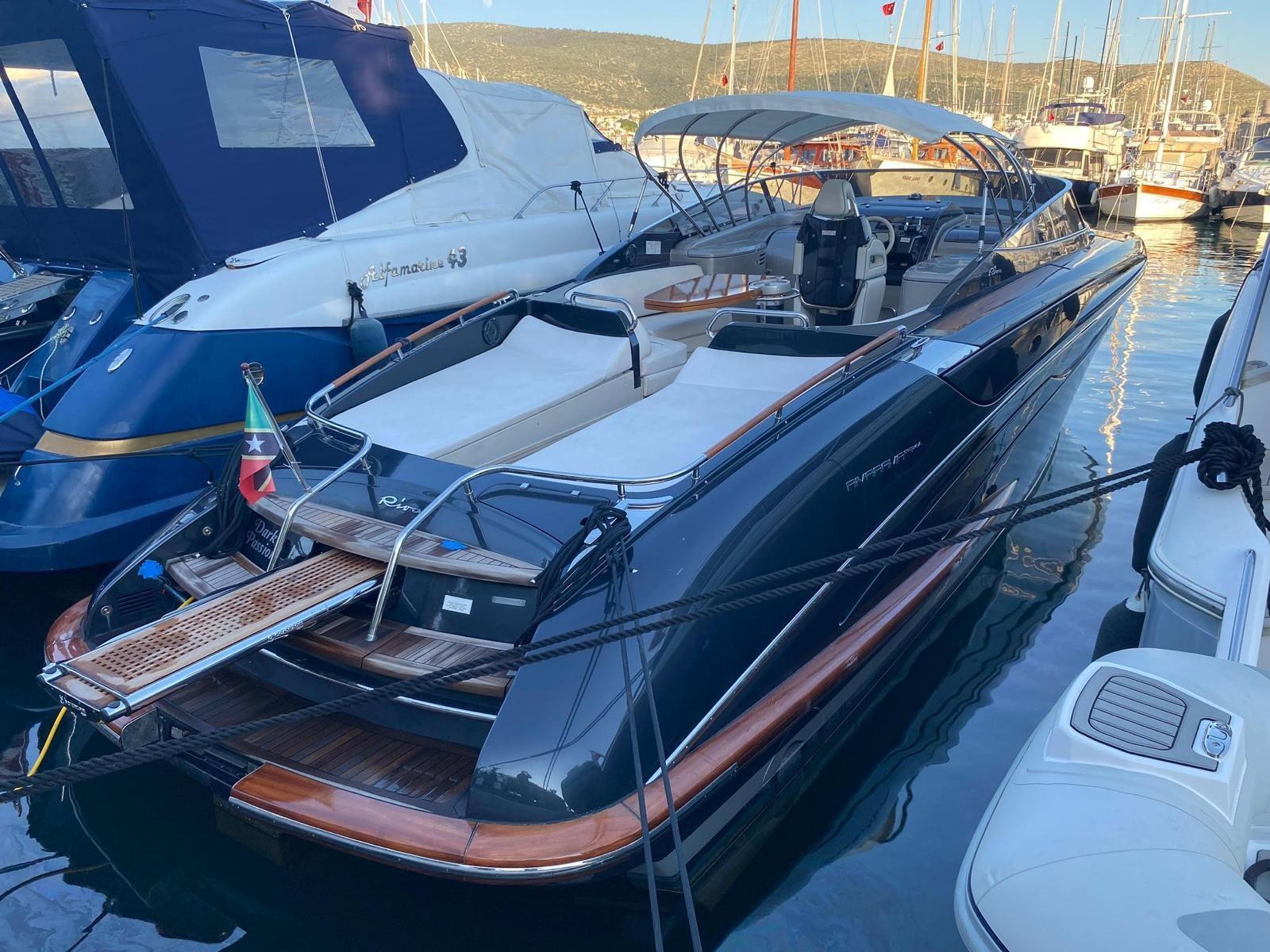 riva 44 rivarama