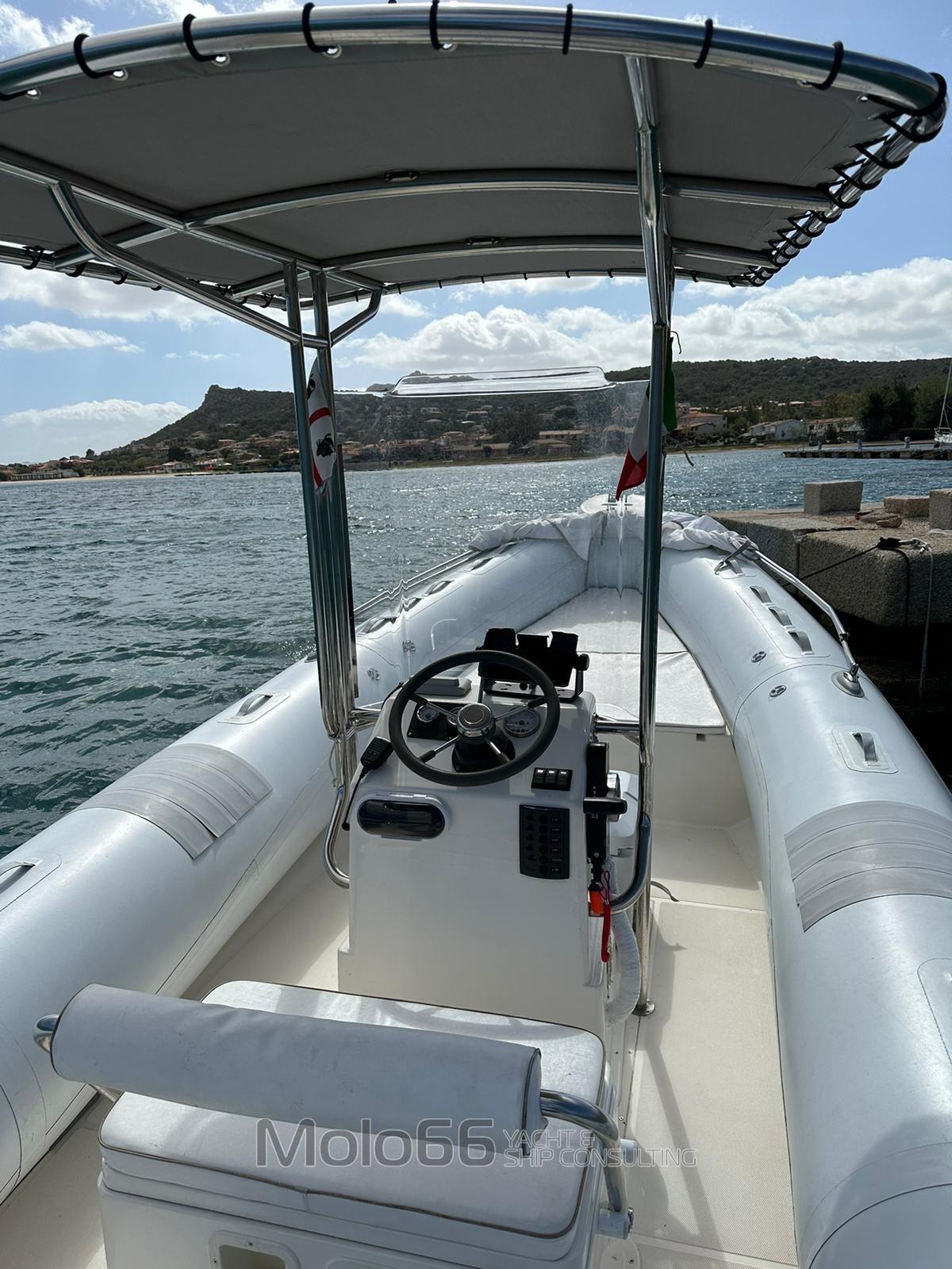 novamarine europa Rh 700