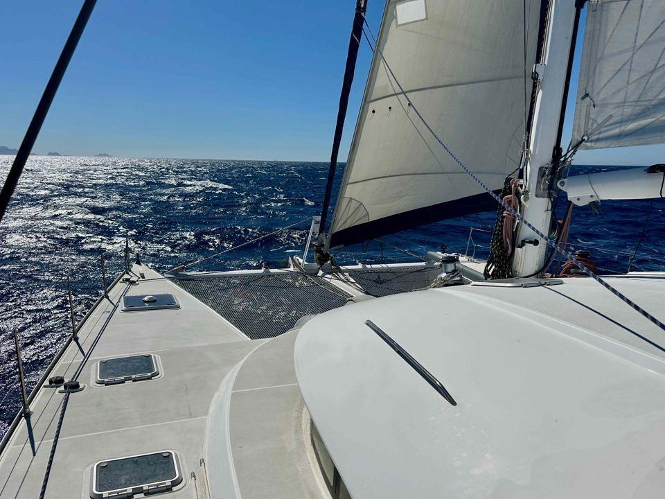 cnb Lagoon 570
