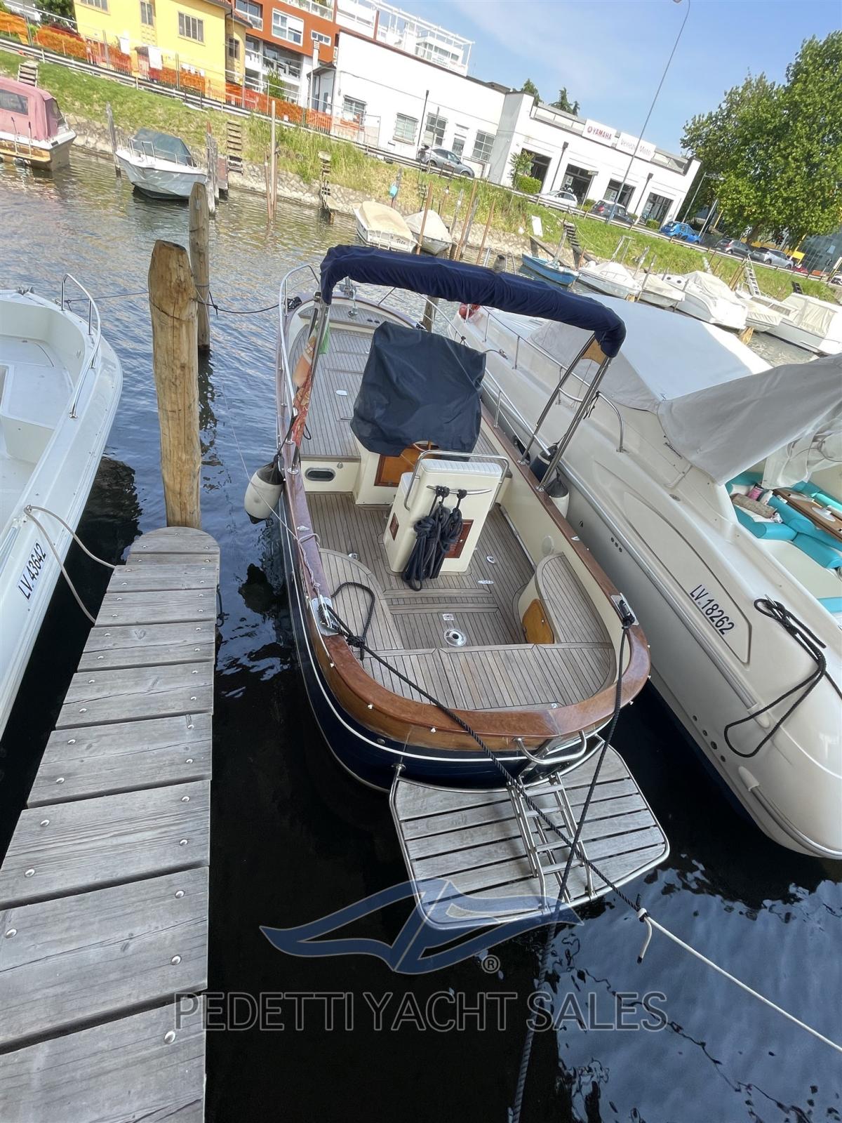 cantiere latino 6.80 open/cabin