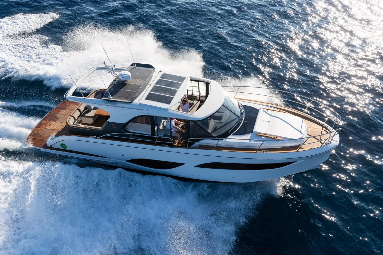Découvrez le Marex 440 Gourmet Cruiser : Luxe, Confort et Innovation