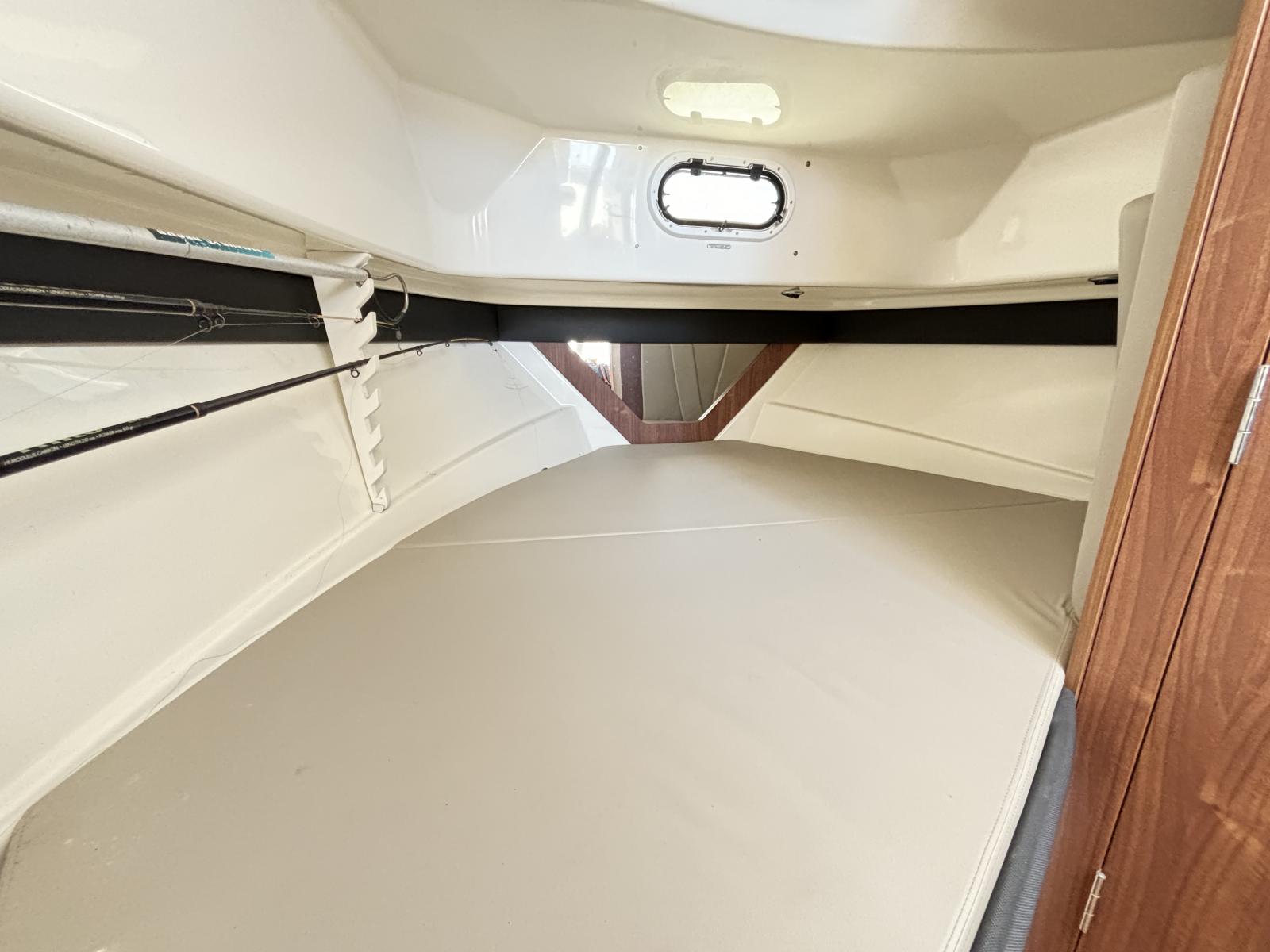 quicksilver 905 Pilothouse