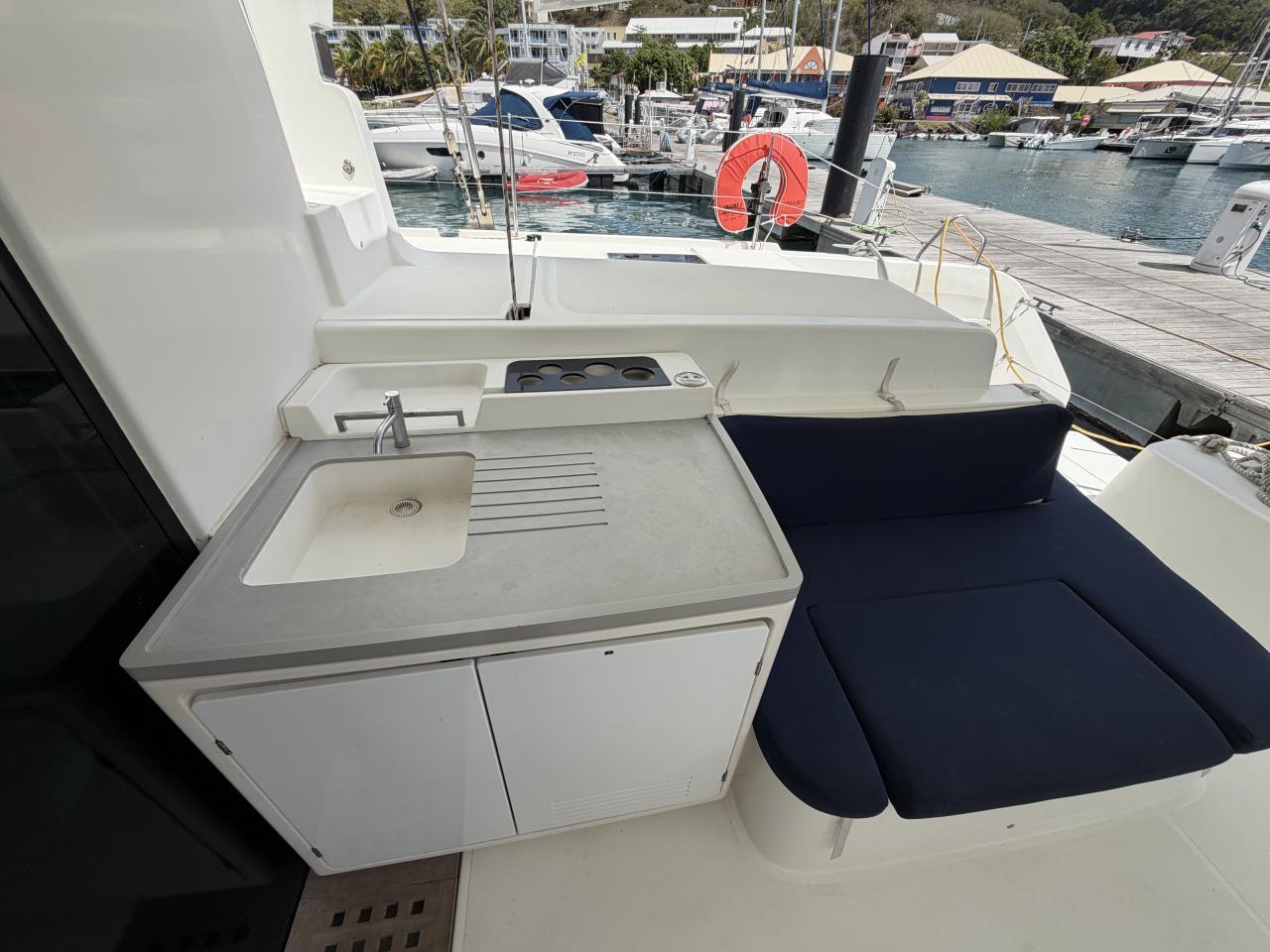 lagoon 450