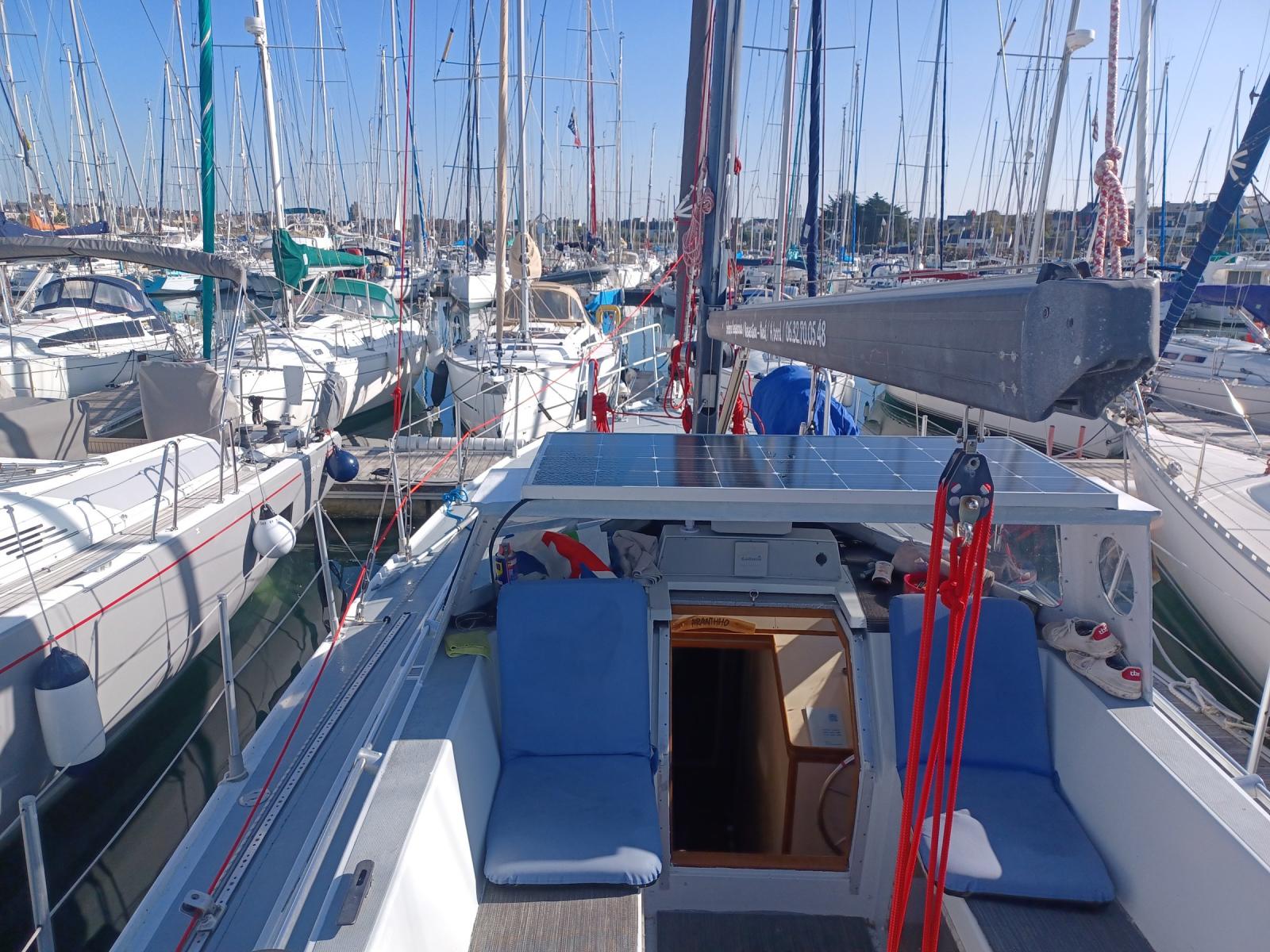 ferretti yachts Altura 42