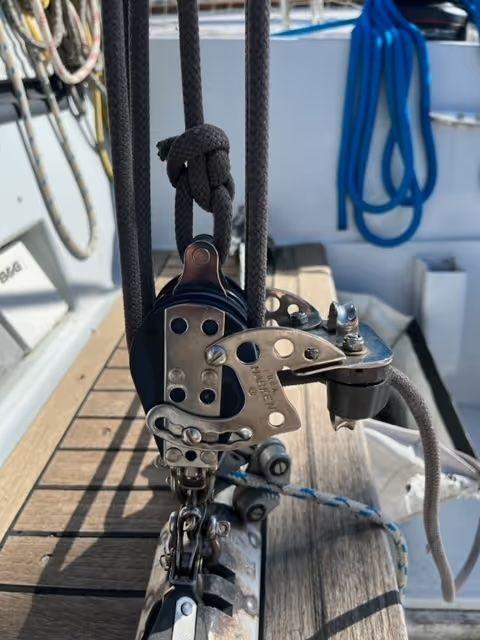 Vitech Marine 35 Race