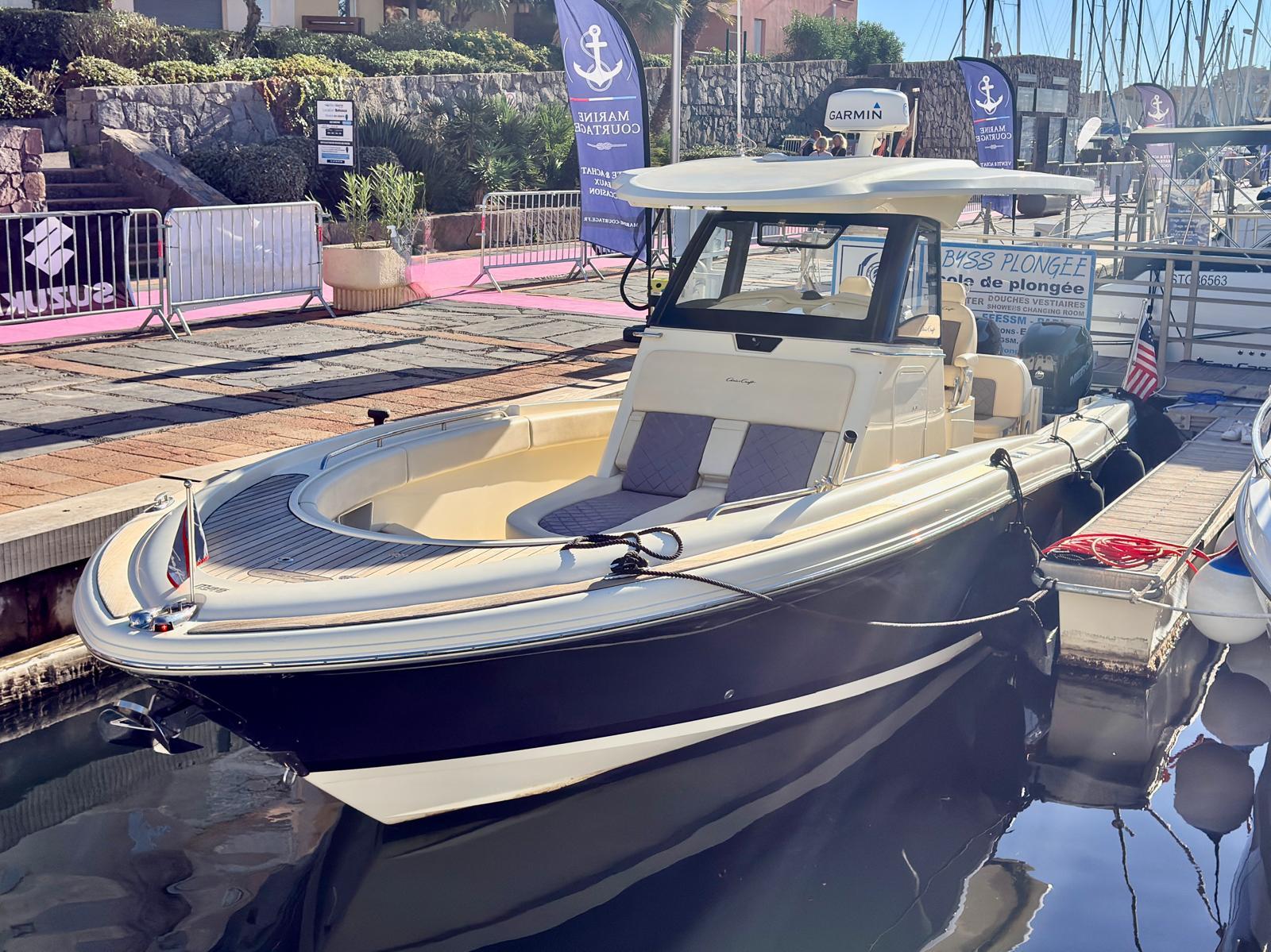 chris-craft CL 30 Catalina