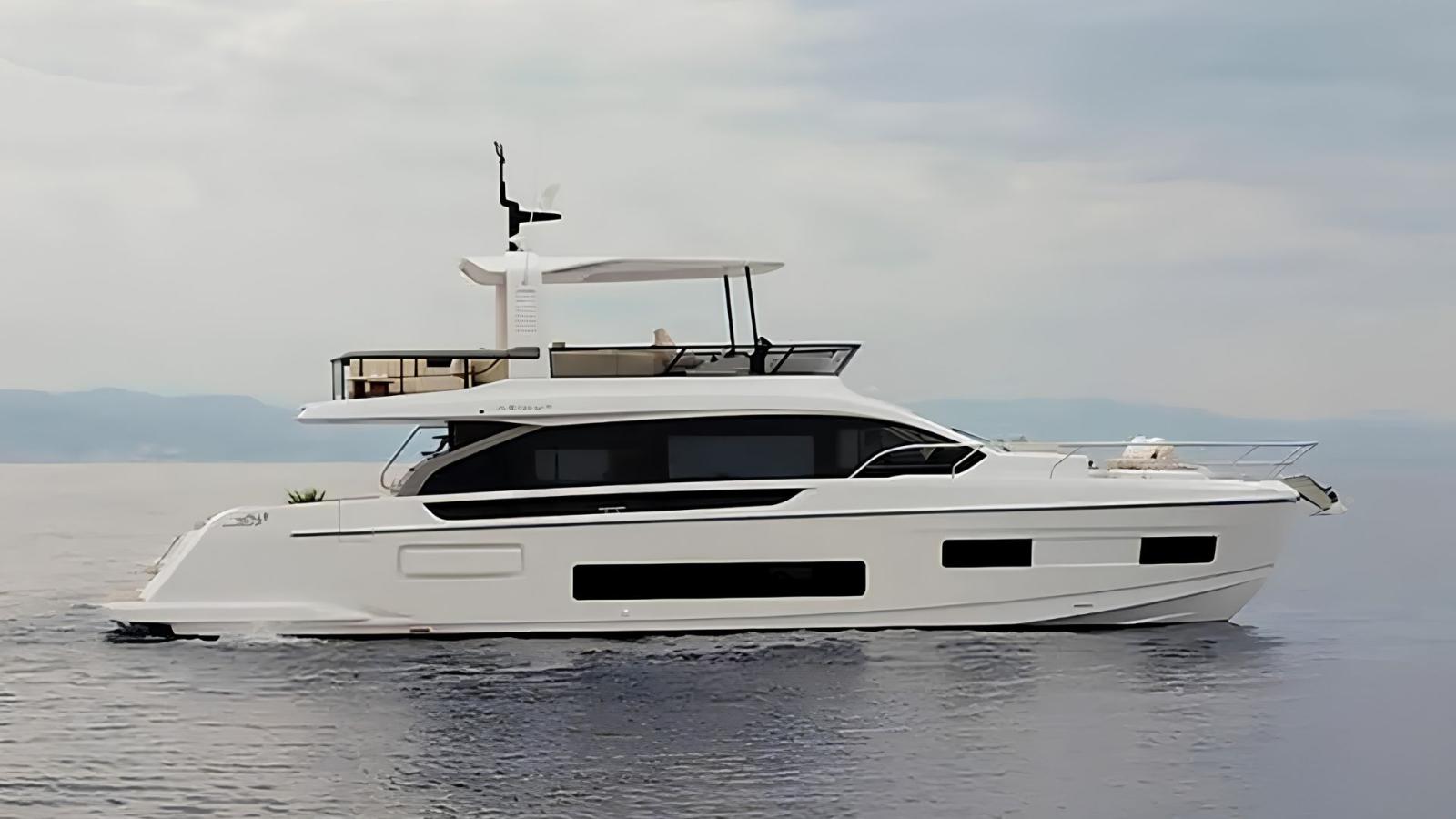 azimut fly 62