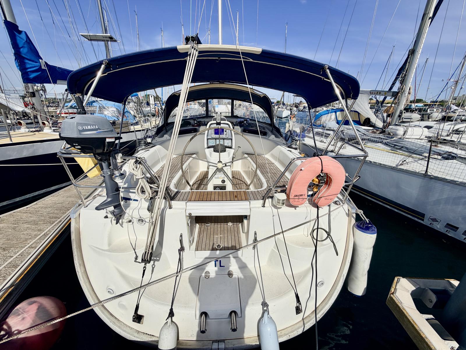 bavaria yachts 37 Cruiser