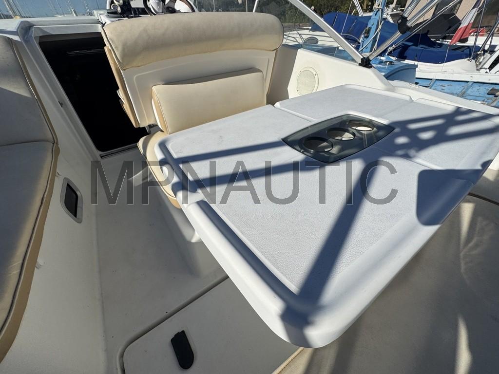 beneteau yacht Flyer 701
