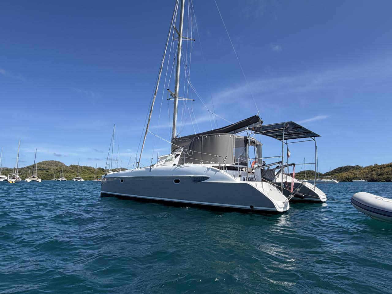 fountaine pajot lAVEZZI 40