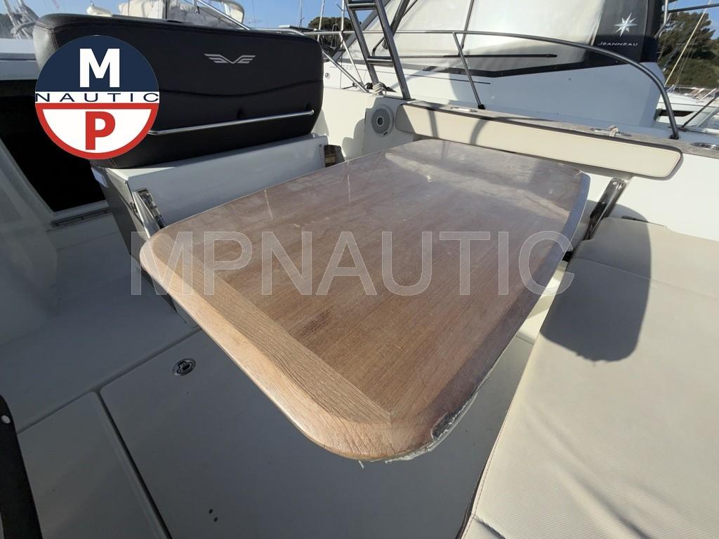 beneteau yacht Flyer 8.8 Sundeck