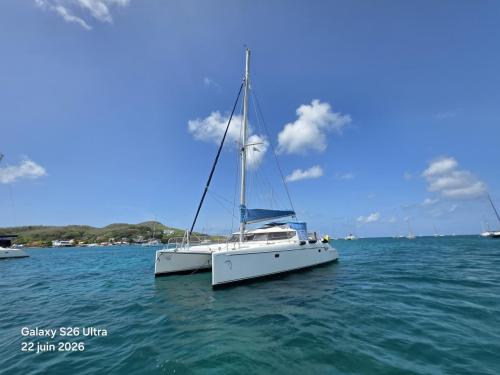 Fountaine pajot lavezzi 40