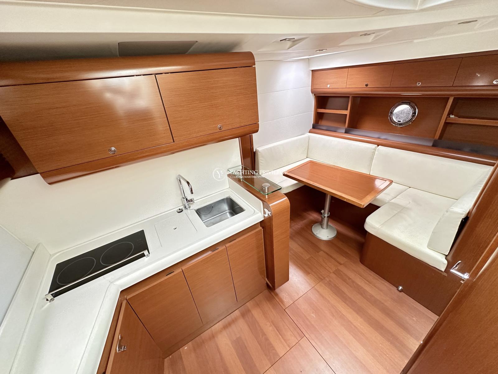 beneteau Monte Carlo 42